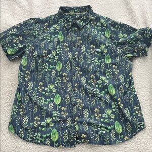 The Essential Button Up Wildfang short sleeved shirt